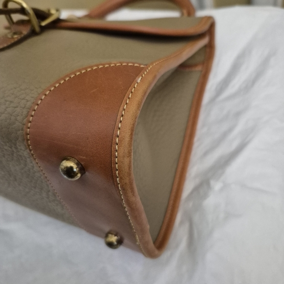 Dooney And Bourke Tan Pebbled Leather Top Handle Handbag - Picture 10 of 15